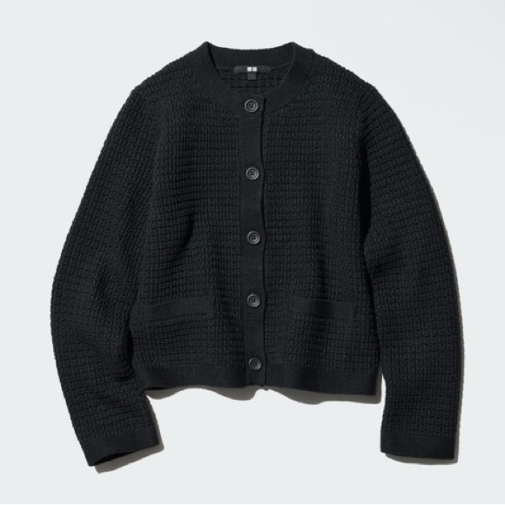 Uniqlo Knitted Short Jacket Button Front with Pockets in Black - S